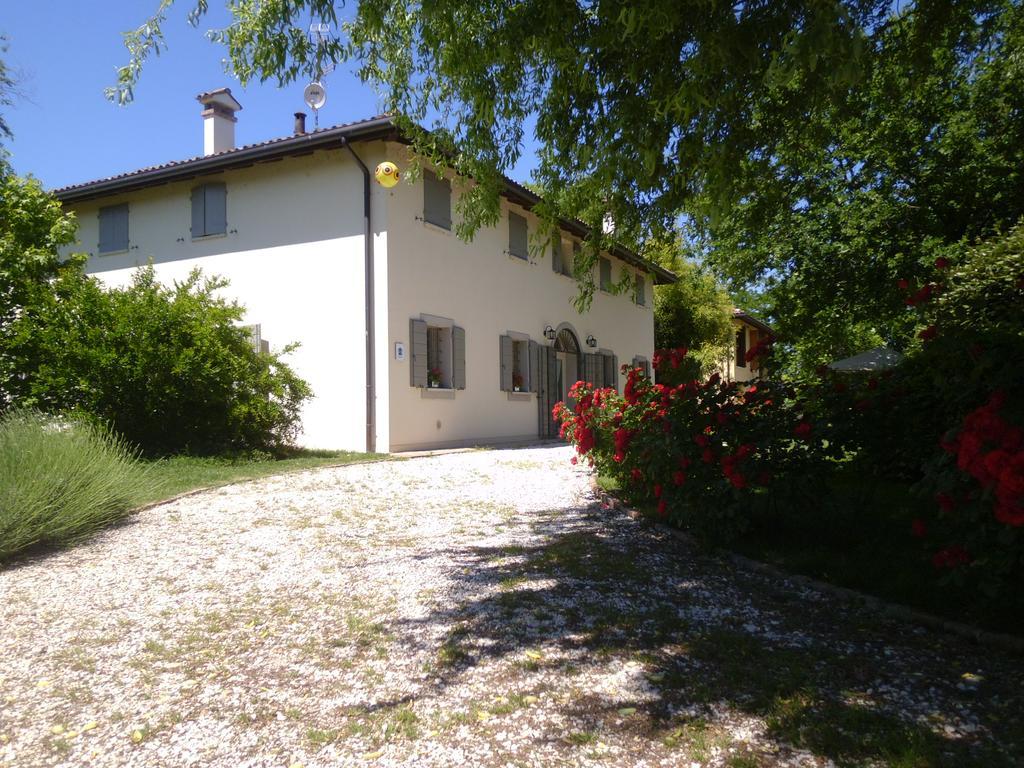 Locanda Del Toro Calderara di Reno Exterior photo
